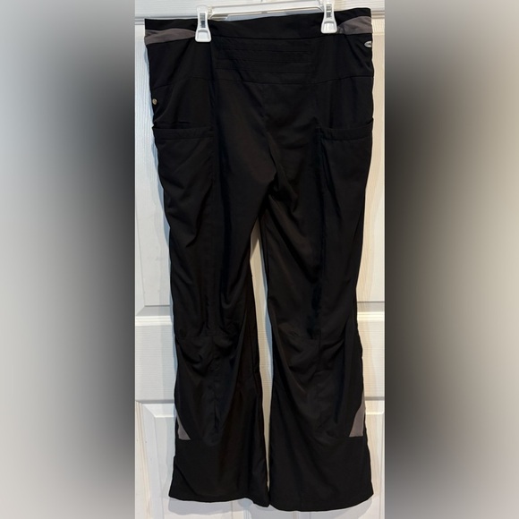 Adidas Women's Black and Gray Track Pants - Picture 5 of 5